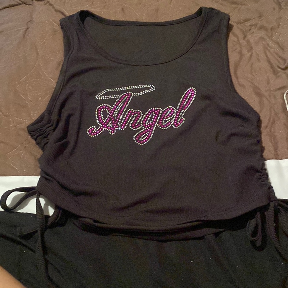 angel crop top, no sleeves